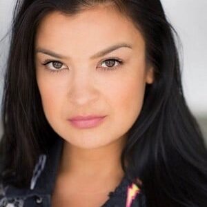 تصویر هنرمند Crystle Lightning