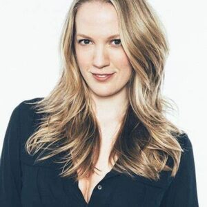 تصویر هنرمند Emily Carmichael