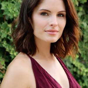 تصویر هنرمند Olivia Grace Applegate