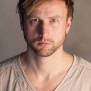 تصویر هنرمند Konstantin Frolov