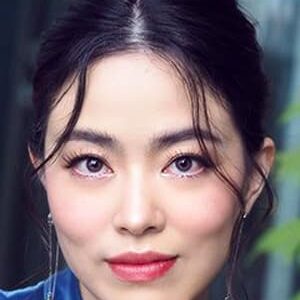 تصویر هنرمند Hassaya Isariyasereekul