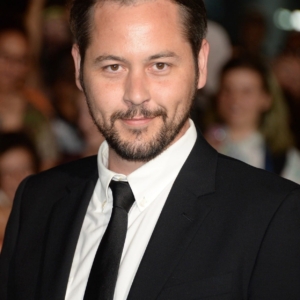 تصویر هنرمند Jonathan Sobol