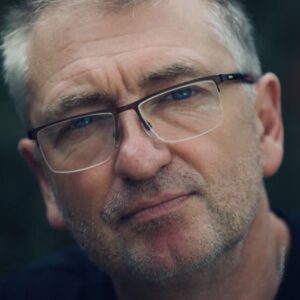 تصویر هنرمند Pete Lee-Wilson