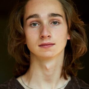 تصویر هنرمند Adrian Greensmith