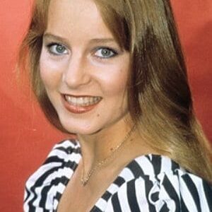 تصویر هنرمند Jennifer Cooke