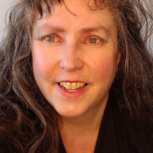 تصویر هنرمند Helen Fullerton