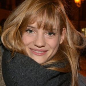 تصویر هنرمند Noémie Schmidt