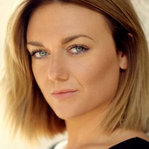 تصویر هنرمند Faye McKeever