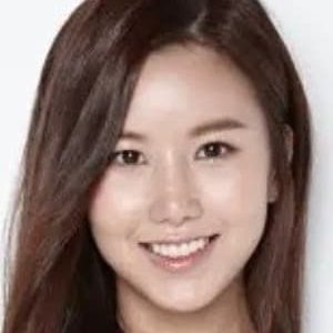 تصویر هنرمند Hwang Hyun-hee