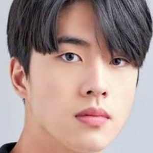 تصویر هنرمند Cho Han-gyeol