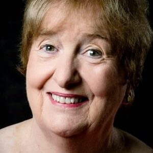 تصویر هنرمند Lorna Wilson