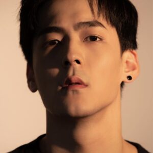 تصویر هنرمند Yu Peishan