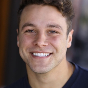 تصویر هنرمند Cameron Stout