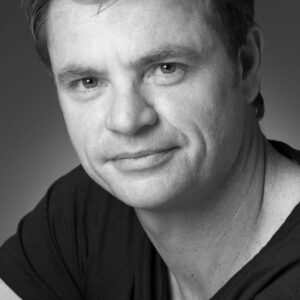 تصویر هنرمند Martin Lynes