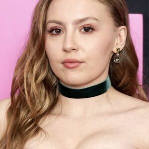 تصویر هنرمند Bebe Wood