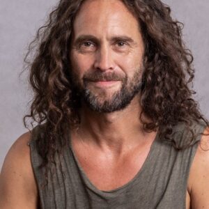 تصویر هنرمند Áron Gauder