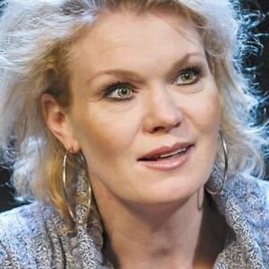 تصویر هنرمند Mei Oulund