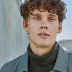 تصویر هنرمند Hunter Doohan