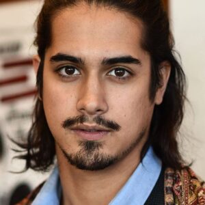 تصویر هنرمند Avan Jogia