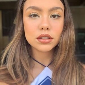 تصویر هنرمند Bruna Carvalho