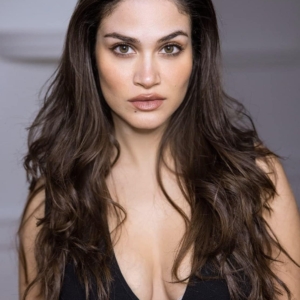 تصویر هنرمند Danielia Maximillian-Almeda