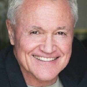 تصویر هنرمند Chuck Pfeiffer