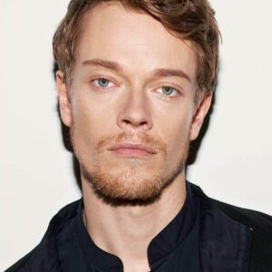 تصویر هنرمند Alfie Allen