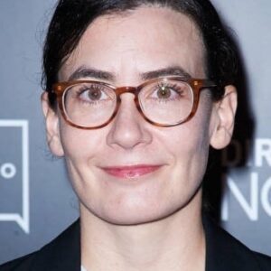 تصویر هنرمند Sara Shaw