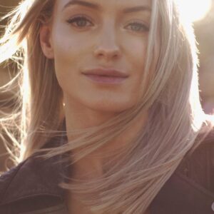 تصویر هنرمند Athena Perample