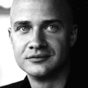 تصویر هنرمند Lukas Miko