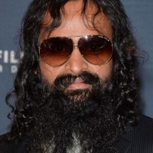 تصویر هنرمند Suresh John