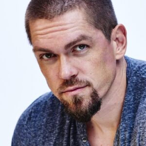 تصویر هنرمند Steve Howey