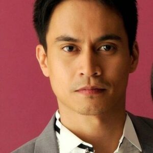 تصویر هنرمند Arnold Reyes