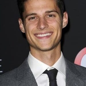 تصویر هنرمند Ken Baumann