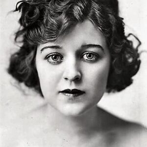 تصویر هنرمند Marguerite Clayton