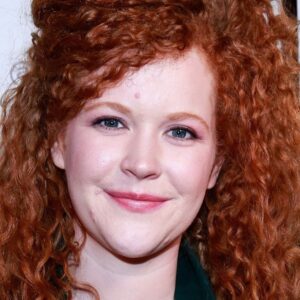 تصویر هنرمند Mary Wiseman