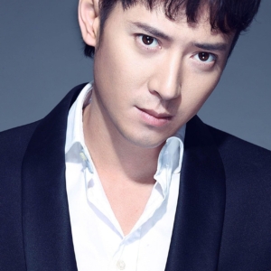 تصویر هنرمند Han Dong