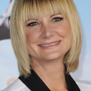 تصویر هنرمند Kerri Kenney