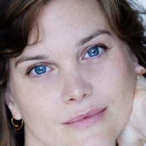 تصویر هنرمند Liz White