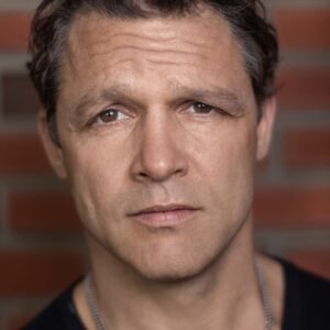 تصویر هنرمند Anthony Molinari