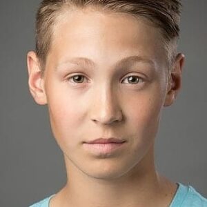 تصویر هنرمند Parker Bohotchuk