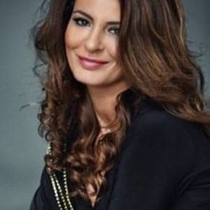 تصویر هنرمند Emine Sarıkaya