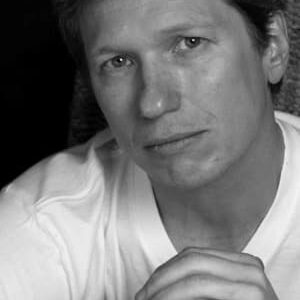 تصویر هنرمند Glenn Conroy