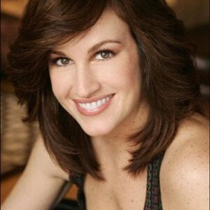 تصویر هنرمند Lauren Bair