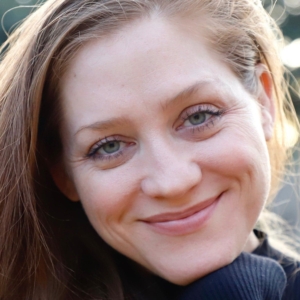 تصویر هنرمند Augustine Frizzell