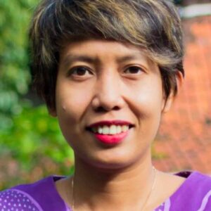 تصویر هنرمند Yulia Evina Bhara