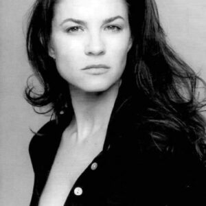 تصویر هنرمند Elizabeth Barondes