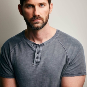 تصویر هنرمند Andrew Fultz