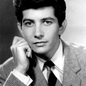 تصویر هنرمند Masumi Okada