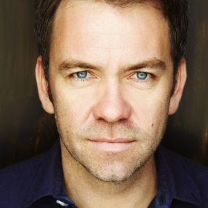 تصویر هنرمند Brendan Cowell